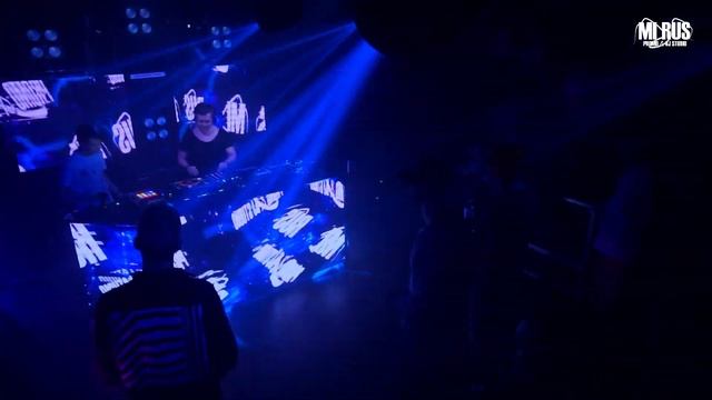 DJ TAGA live on Denon Sc5000 & Rane mp2015 from MI RUS studio Pro stereo DJ school event смотреть онлайн