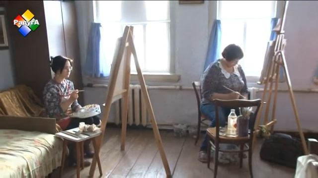 Павловопосадский художник Андрей Белоусов передает творческие навыки новому поколению художников смотреть онлайн