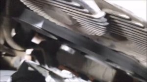 Металлические щелчки двигателя 4D20 причина генератор.