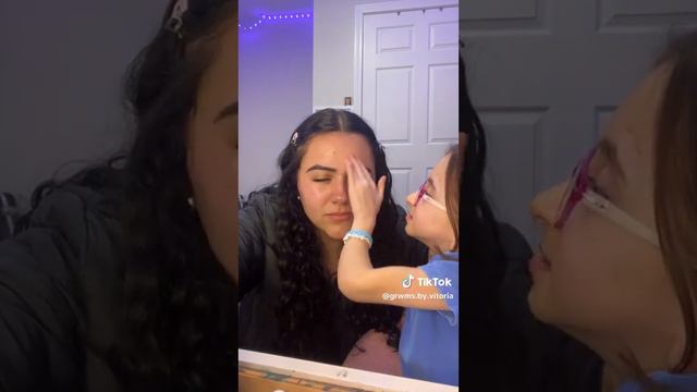 Do Gabby‘s makeup with me🫶🏻🎀🛍️✨🎀 смотреть онлайн