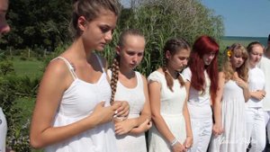 Подростки приняли водное крещение