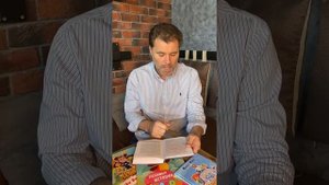 Три цвета любви: писатель Олег Рой читает орловчанам свою новую книгу / эксклюзив