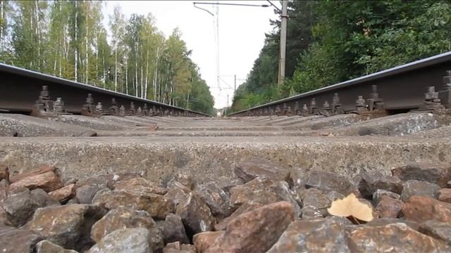 ПОПАЛ ПОД ПОЕЗД смотреть онлайн