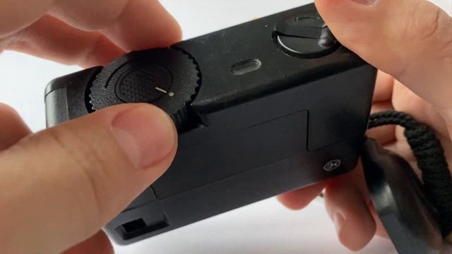 35mm film camera AGAT 18 K BELOMO смотреть онлайн