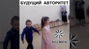 Собака лаяла, на дядю фраера