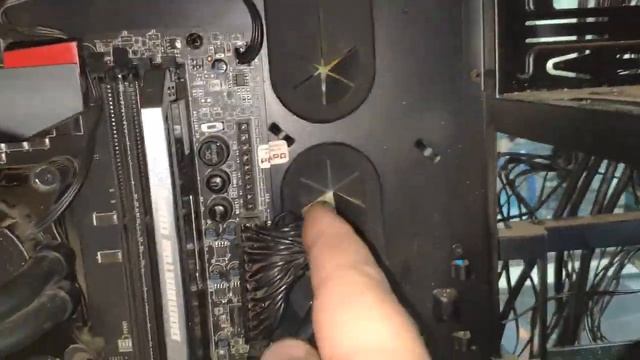 Ремонт ПК бывшему клиенту РЕГАРДа. CORSAIR AX1200i и рулетка выбора. Гарантия и нюансы. Серый ремон смотреть онлайн