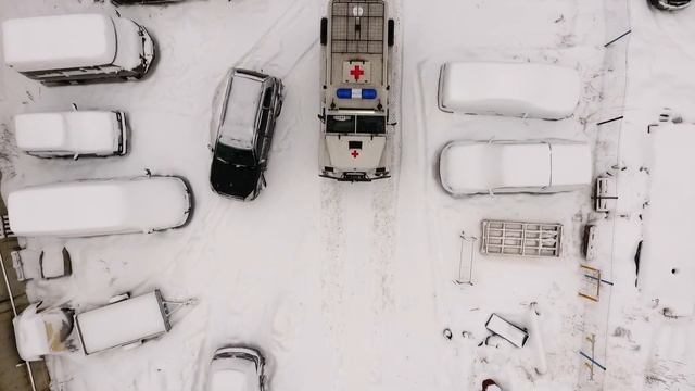 ТРЭКОЛ-СКОРАЯ ПОМОЩЬ смотреть онлайн