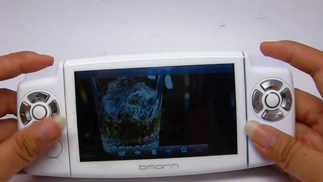 Bmorn BM-667 MP6 Player with TV-out 5.0MP Camera смотреть онлайн
