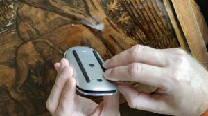 How To Fix Apple Magic Mouse 2 - open up and repair left or right click
