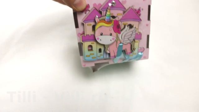 Дорожный бизикубик 10см - с единорогом смотреть онлайн