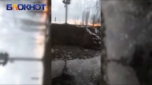 «Скоро в котлован уйдет светофор»: волгодонцы боятся обвала грунта у дороги на въезде город