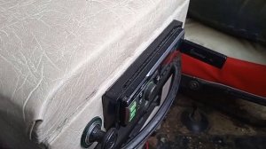 Подлокотник- печка- магнитола для УАЗ - 469. 2 ЧАСТЬ - завершение работ. Бонусом обтянули сидения.