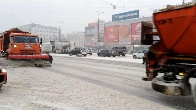 Ленинский район. Уборка снега. смотреть онлайн