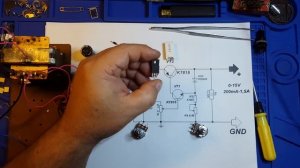 Очень простой регулируемый блок питания