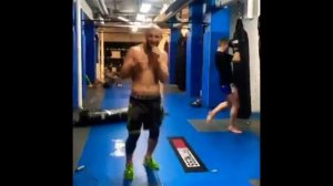 Хамзат Чамаев тренировка перед боем