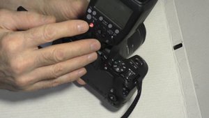 Вспышка для фотоаппарата CANON 250D. Маленькая хитрость при работе.