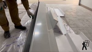 Остекление фасада магазина внутри торгового центра