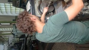 Работа с токарным станком. Нарезание резьбы.