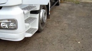 Диагностика Мерседес АКТРОС   1 снаружи блестит внутри трещит