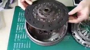 Двухмассовый маховик + сцепление VAG 038105264J
