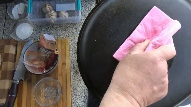 Плов из ребрышек на дровяной ракетной печи смотреть онлайн