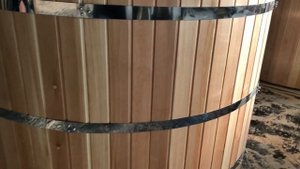 Обзор купели из кедра. Преимущества кедровой купели класса RELAX