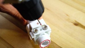 НЕ ВЗДУМАЙ выбрасывать обрезки ПВХ труб. Отличная идея своими руками / DIY PVC pipe knife sharpener