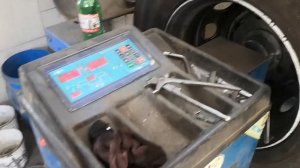 перекидка колёс на фуре! весь процесс! Грузовой шиномонтаж
