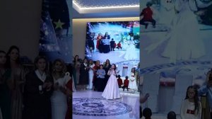 Работаю на свадьбе 😊 Адыги на земле моей живут. (кавер Заур Тутов)