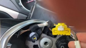 Снятие подушки безопасности. Разборка руля и его замена на Jetta, Golf, Polo, Passat MK6 и MK7.