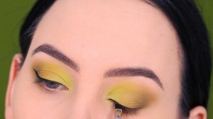 Matte Eyelook Winged Eyeliner Tutorial | Natasha Denona YUCCA Palette