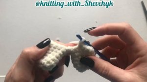 Кот амигуруми крючком из плюшевой пряжи | Ножки-туловище