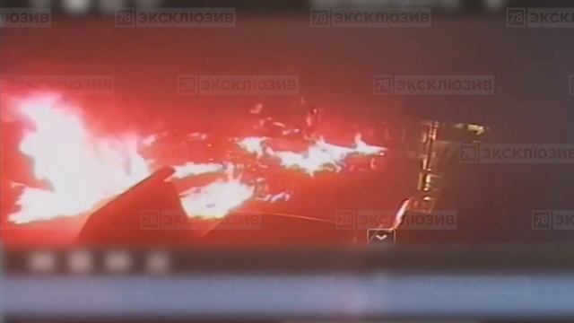 ШОК!ПОСЕТИТЕЛЬ ПИТЕРСКОГО СУПЕРМАРКЕТА ОБИЛ ВСЕ БЕНСИНОМ И УСТРОИЛ ПОЖАР!!! смотреть онлайн