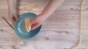 Листик из дрожжевого теста, красивая выпечка, как сделать булочку в форме листика
