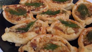 Оказывается это ВКУСНО. Самая простая ЗАКУСКА ЖУЛЬЕН в слоеном тесте.