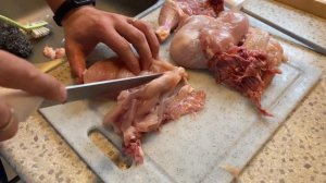 КАК БЫСТРО РАЗОБРАТЬ КУРИЦУ?!
