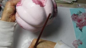 How to Decoupage a Shabby Chic Pumpkin