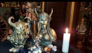 КОЛДУНЫ НЕ ЛЕЧАТ И НЕ В ПРАВЕ ЛЕЧИТЬ. ВЕДЬМИНА ИЗБА ▶️ ИНГА ХОСРОЕВА.