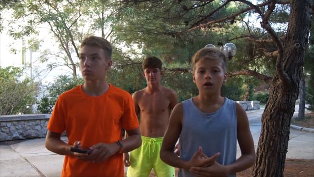 КАК СДЕЛАТЬ ЗАМОК НА ТУРНИКЕ | ПОДЪЕМ МАХОМ НАЗАД смотреть онлайн