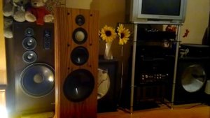 Infinity Kappa 8.2 mkII Vs Infinity Sm150 Kenwood Basic M2.