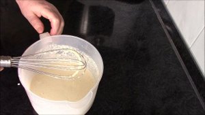 Как приготовить постные дрожжевые блины, блинчики.Вкусные тонкие блинчики на воде.