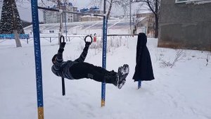 Типичный Алёша или делаю передний вис на кольцах (ласточка, горизонт, воркаут)