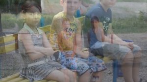 Прогулка родителей с детьми