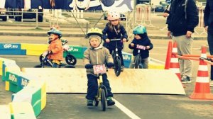 Беговел Россия. Тусовки на горках. Гонка на беговелах. Крокус Экспо. Апрель 2015