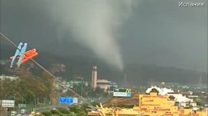 Торнадо в Испании разрушил крышы, повалил деревья в городе Марбелья 5 ноября 2022
