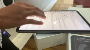 iPad Pro 12.9 inch model 2018 mở khoá bằng Face ID/nhận diện khuôn mặt giá rẻ tại www.iCenter.vn