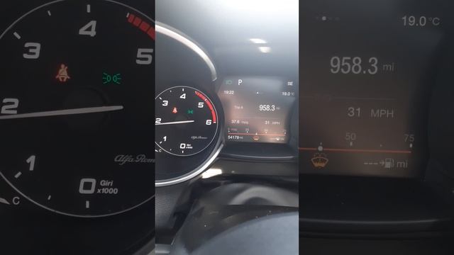 Alfa Romeo Stelvio 2.2d 210bhp. Redline at 4500 rpm!!