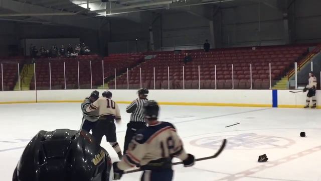 Jake Gleason vs. Zach Kopinski Metro Jets Alumni Game Fight - 3/3/18 смотреть онлайн