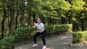 Приседание с шагом в сторону