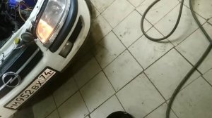 Замена лампочек Опель. Opel Omega B. Ничего полезного в этом ролике можете не увидеть!